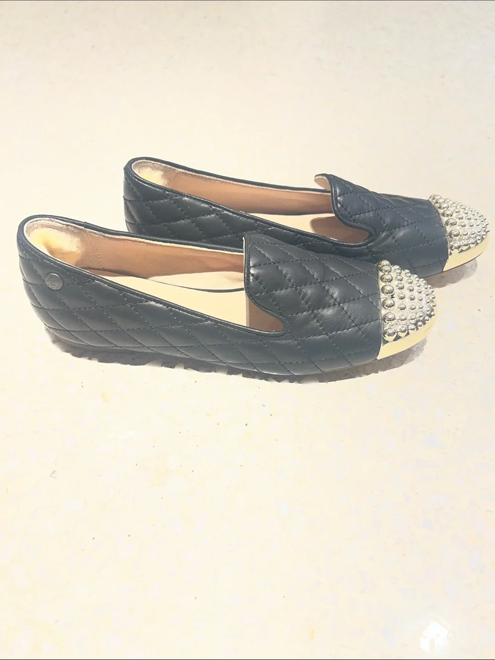 Rare discontinued Suttons UGG Australia Black Quilted Leather Studded Cap Toe 36